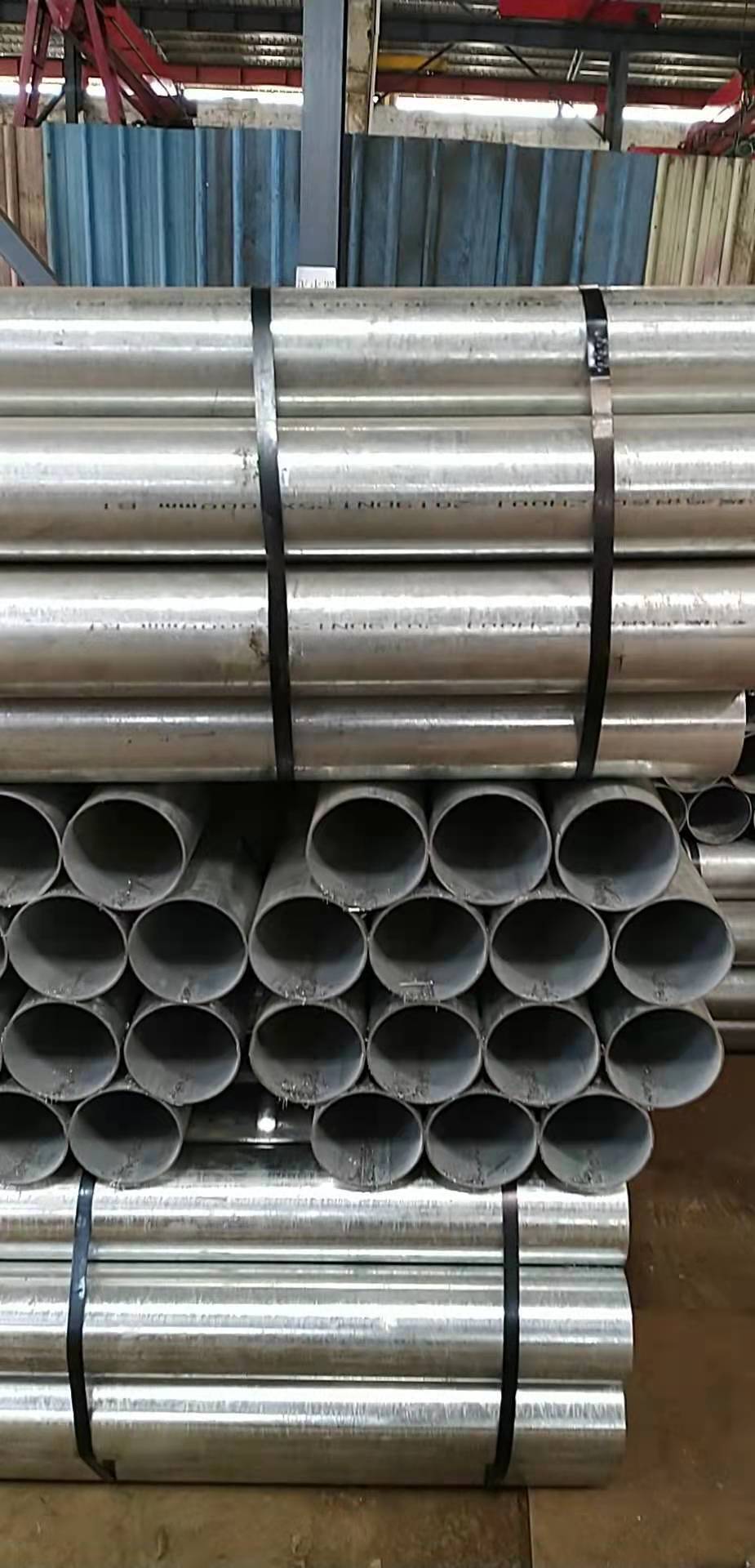 鍍鋅管護(hù)欄鋼柔軟 鍍鋅管護(hù)欄鋼柔軟